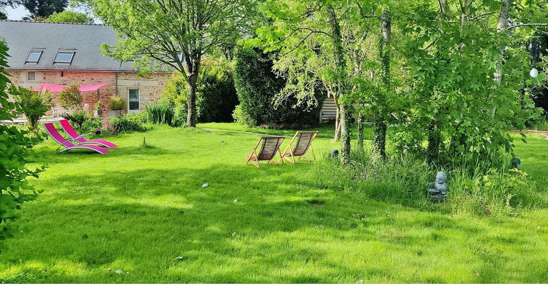 Demeure - 350 m² - 14 pièces