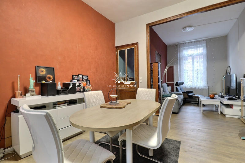 Maison - 90 m² - 5 pièces