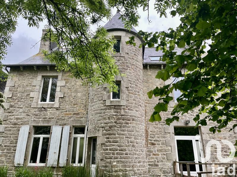 Maison - 628 m² - 18 pièces