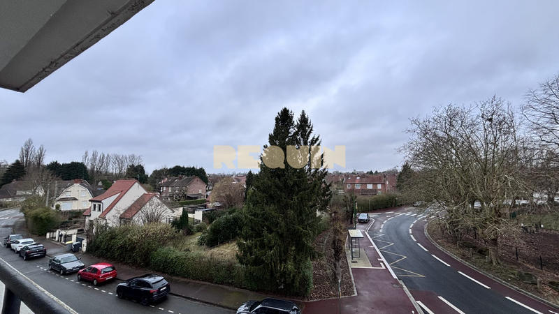 Appartement - 85 m² - 3 pièces