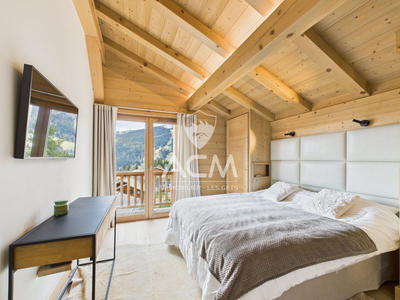 Châlet - 221 m² - 8 pièces