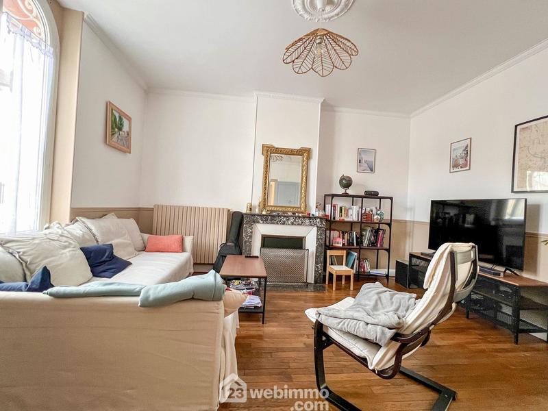 Maison - 170 m² - 8 pièces