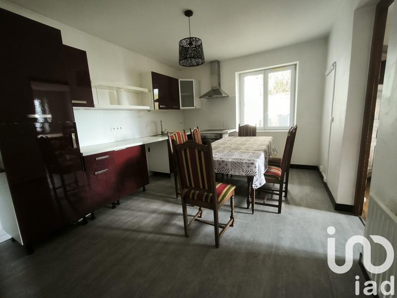 Maison - 208 m² - 10 pièces