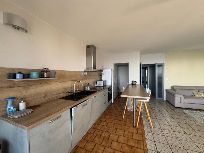 Appartement - 81 m² - 4 pièces