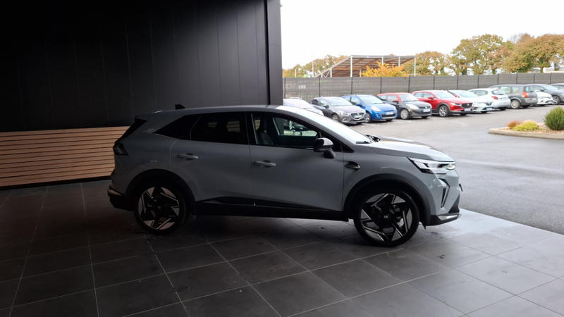 Renault Symbioz iconic E-Tech full hybrid 145