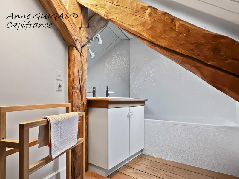 Appartement ancien - 159 m² - 4 pièces