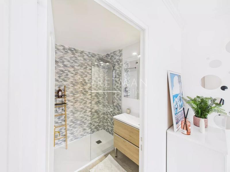 Appartement - 80 m² - 4 pièces