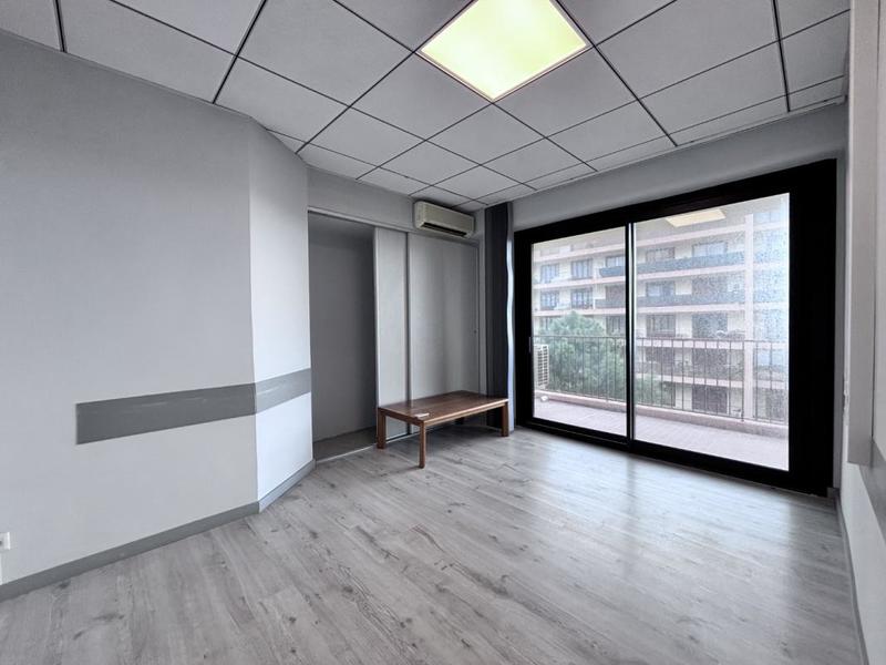 Bureau - 65 m² - 3 pièces