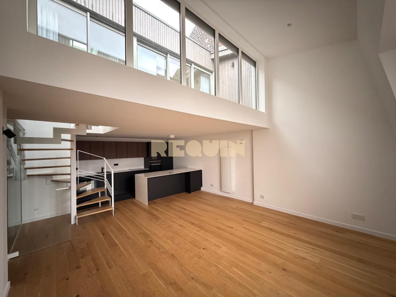 Appartement - 94 m² - 5 pièces