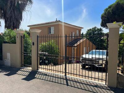 Maison - 82 m² - 4 pièces