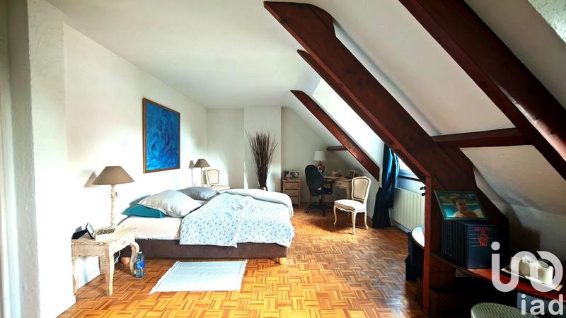 Maison - 179 m² - 6 pièces