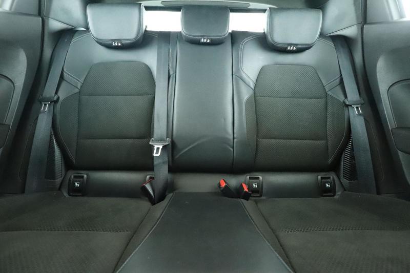 Renault Clio 1.6 E-Tech Intens 140