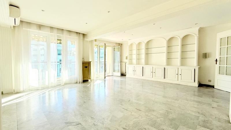 Appartement - 117 m² - 4 pièces