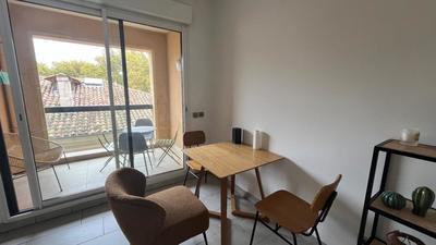 Loft - 43 m² - 1 pièce