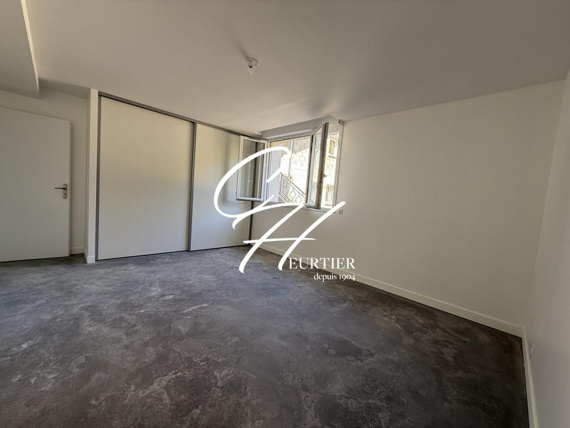 Appartement - 136 m² - 4 pièces