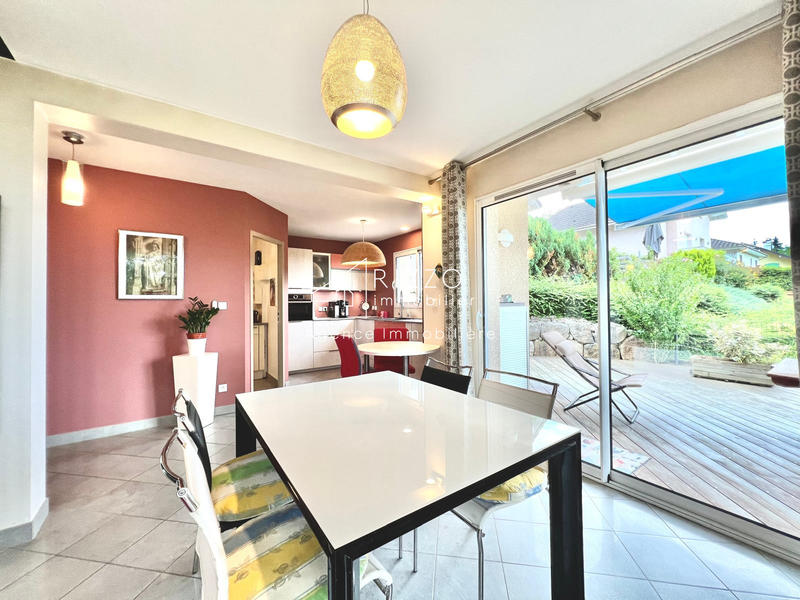 Maison - 110 m² - 4 pièces