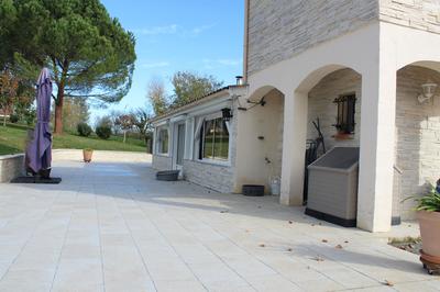 Maison - 188 m² - 8 pièces