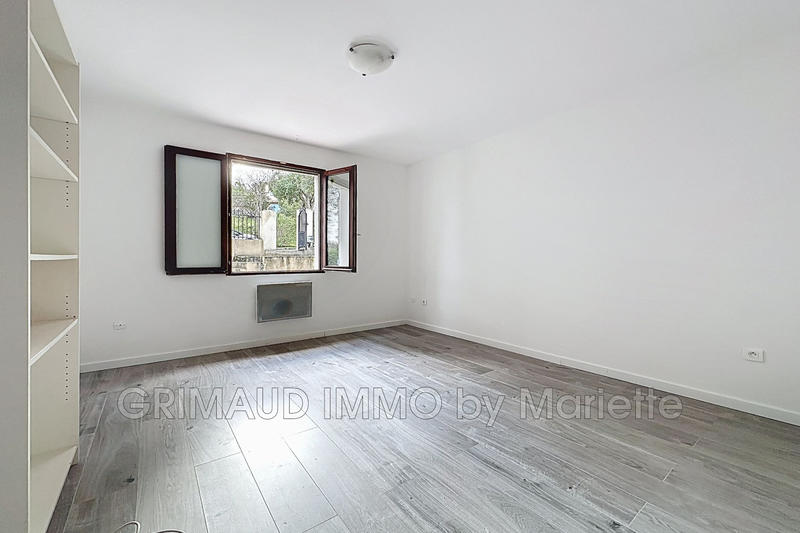 Maison - 199 m² - 6 pièces