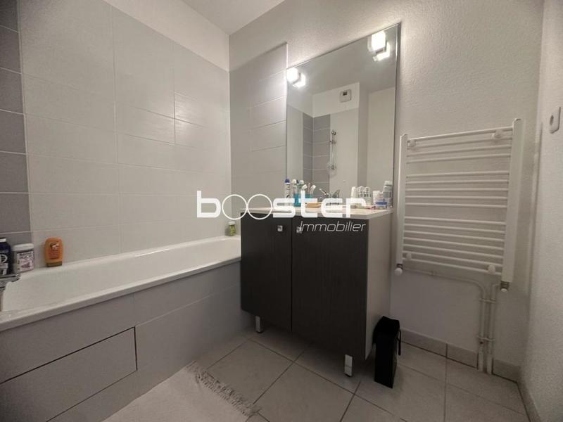 Appartement ancien - 64 m² - 3 pièces