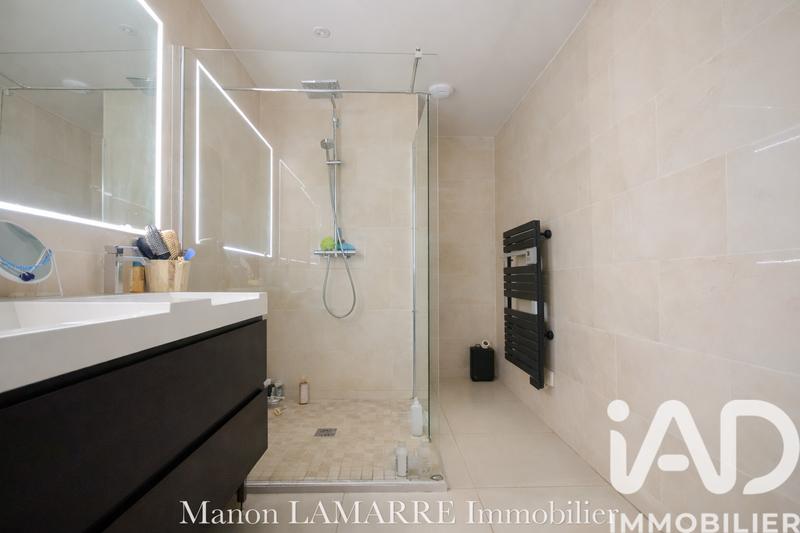 Maison - 181 m² - 7 pièces