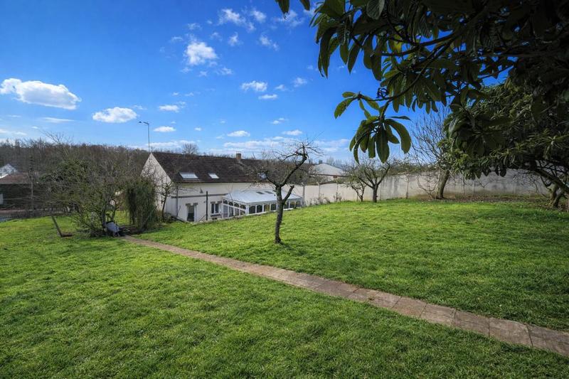 Maison - 162 m² - 4 pièces