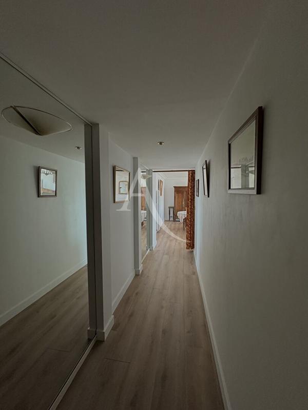 Appartement - 125 m² - 5 pièces