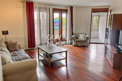 Appartement - 77 m² - 3 pièces