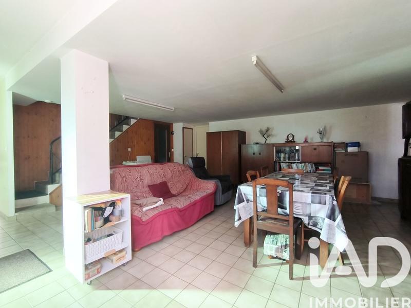 Maison - 197 m² - 6 pièces