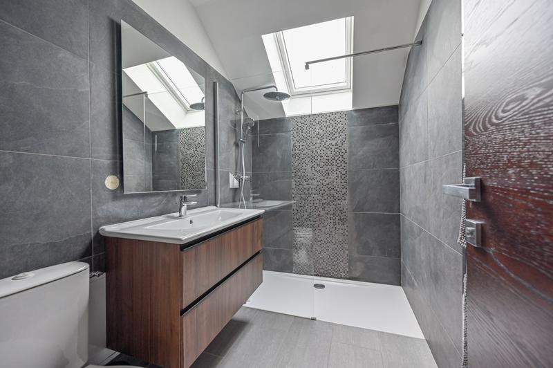 Maison contemporaine - 276 m² - 7 pièces