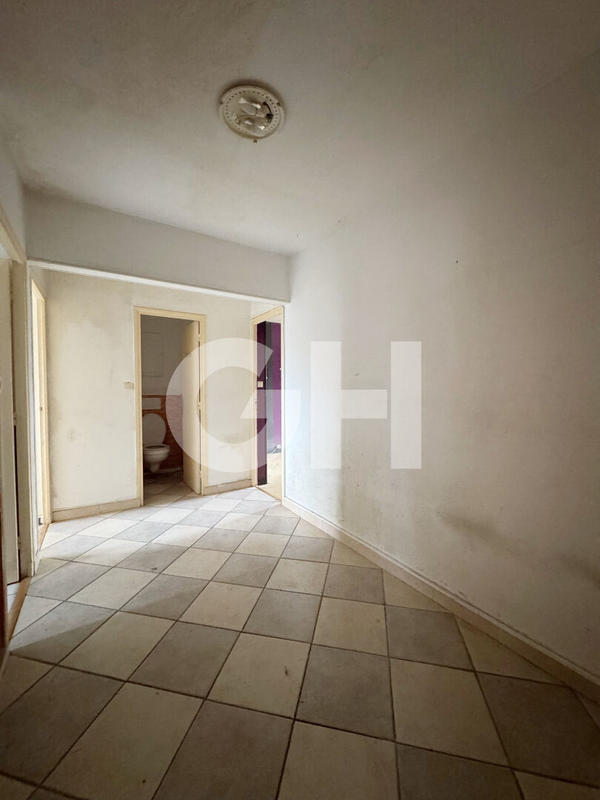 Appartement - 81 m² - 3 pièces