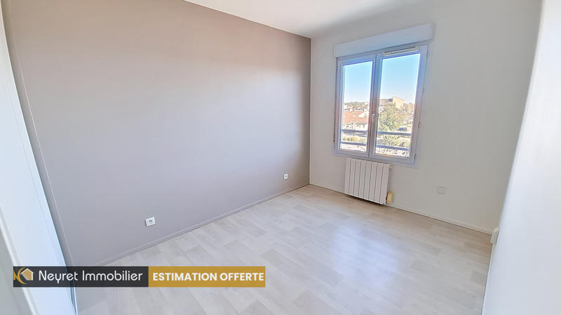 Appartement - 81 m² - 4 pièces