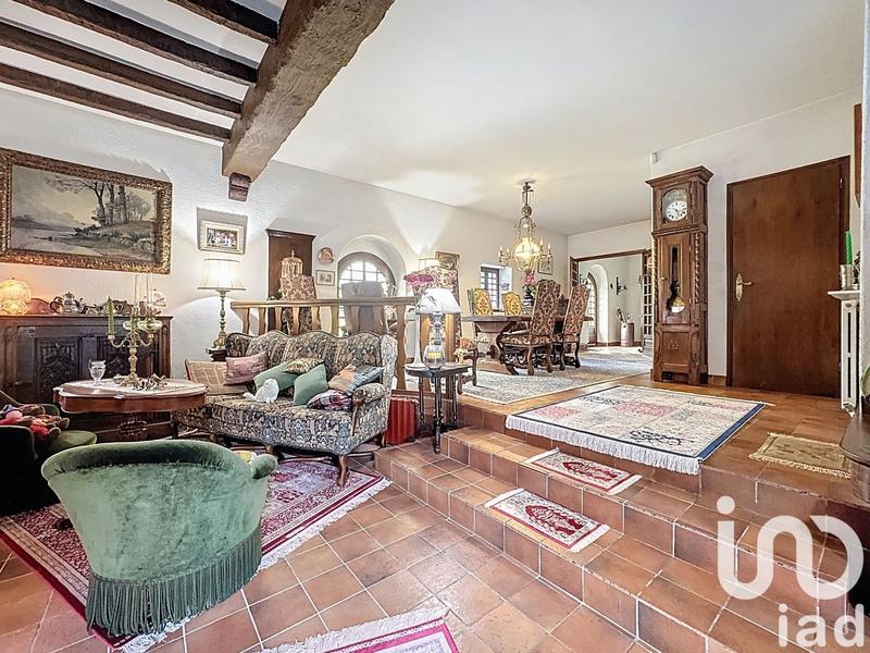 Maison - 187 m² - 6 pièces