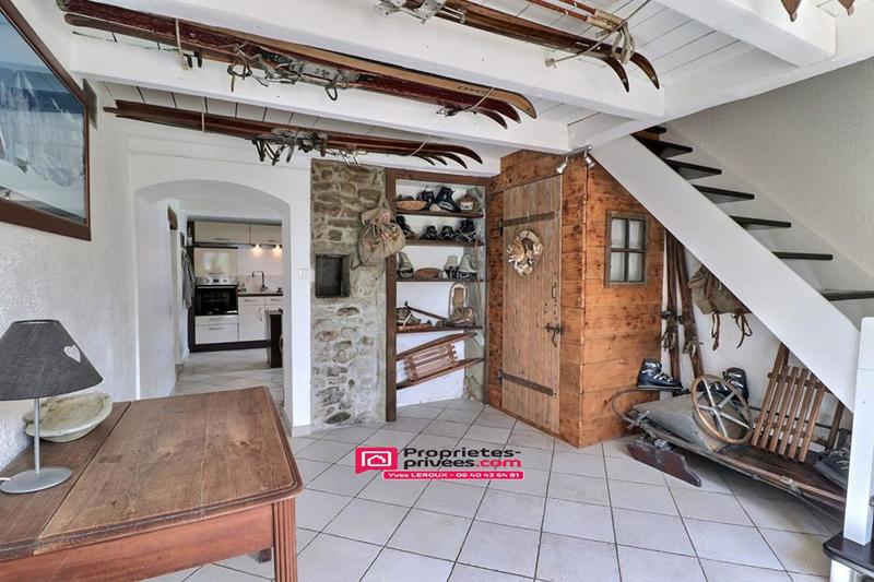 Maison - 182 m² - 7 pièces