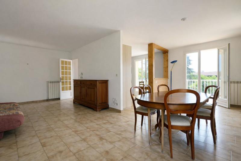 Maison - 92 m² - 5 pièces