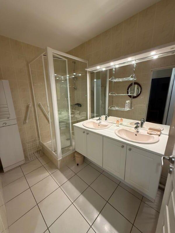 Appartement - 76 m² - 3 pièces