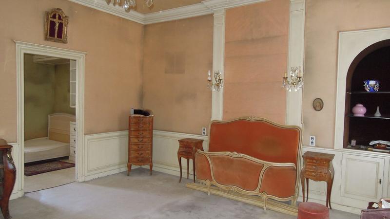 Maison - 256 m² - 10 pièces