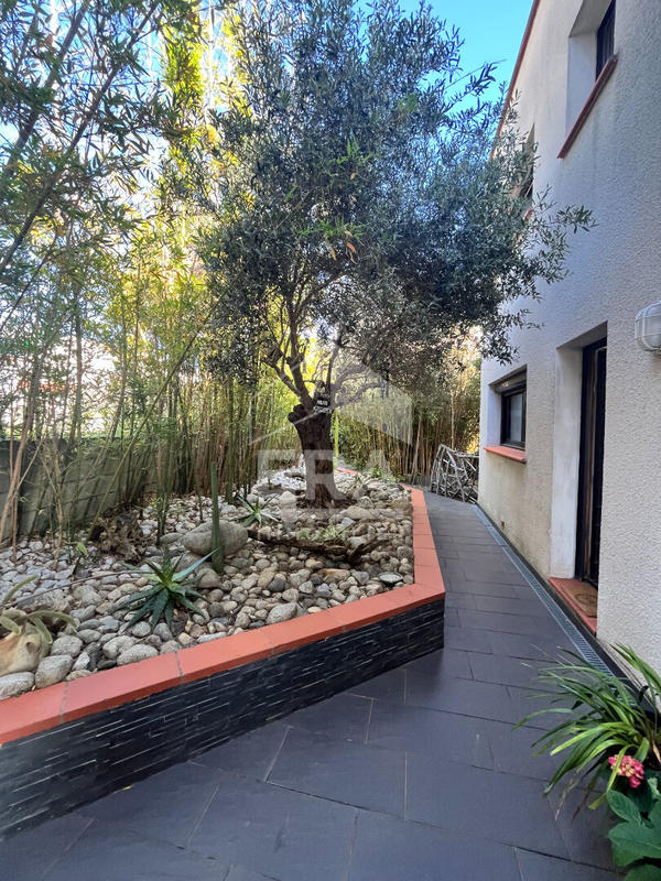 Villa - 103 m² - 5 pièces