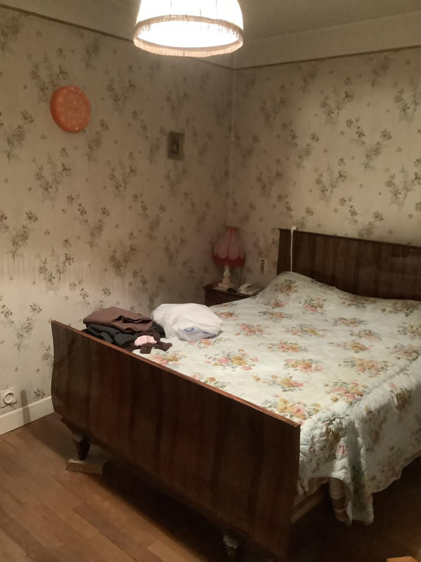 Maison - 87 m² - 8 pièces