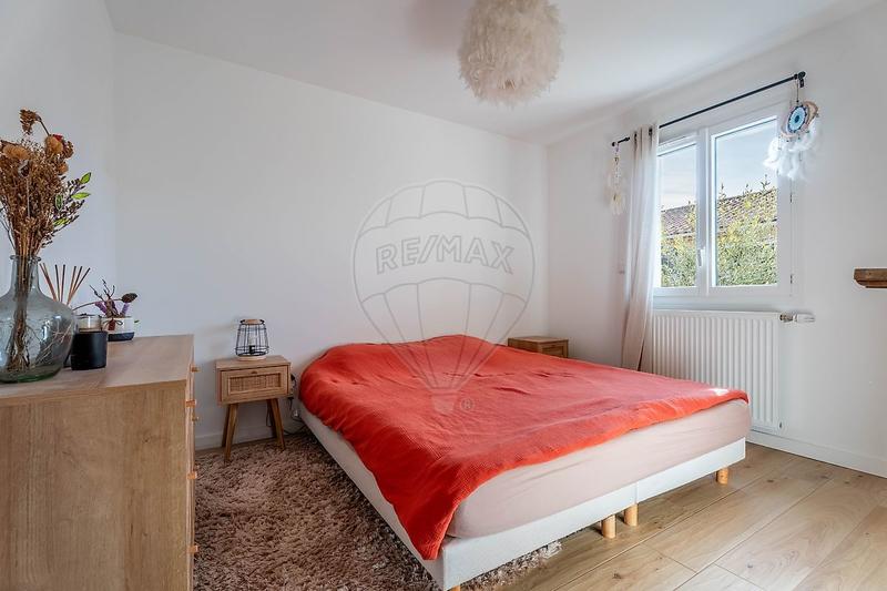 Maison - 91 m² - 4 pièces