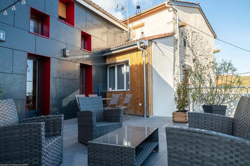 Maison en pierre - 140 m² - 5 pièces