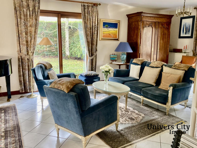 Maison contemporaine - 177 m² - 7 pièces