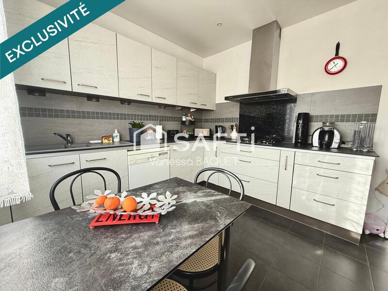 Maison - 140 m² - 6 pièces