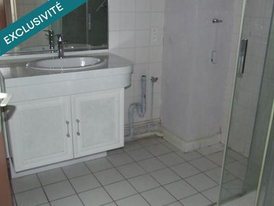 Appartement - 99 m² - 5 pièces