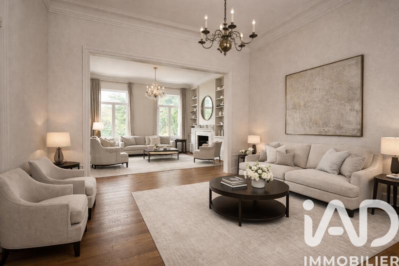 Maison de ville - 200 m² - 8 pièces