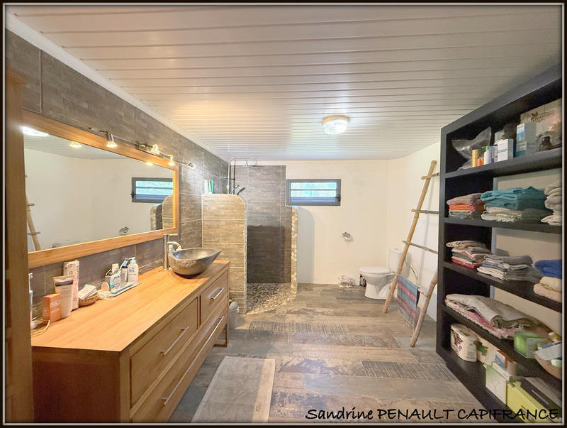 Maison - 194 m² - 4 pièces