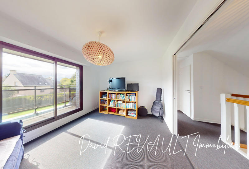 Maison - 180 m² - 7 pièces