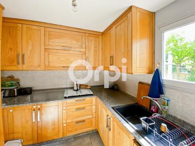 Maison - 94 m² - 4 pièces