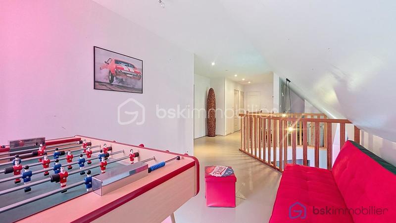 Pavillon - 185 m² - 9 pièces