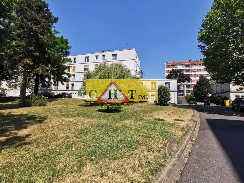 Appartement - 64 m² - 4 pièces