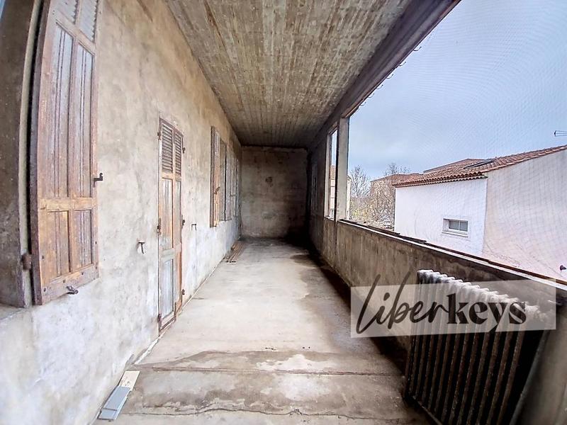 Maison - 362 m² - 7 pièces